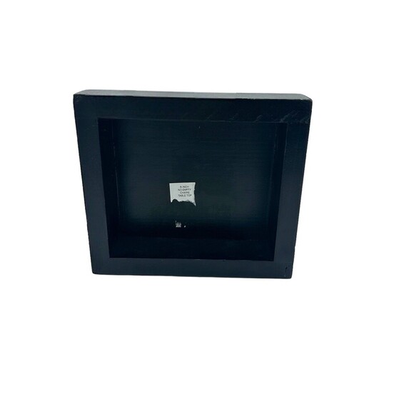 “NO EMPTY CHAIRS” Wooden 6x5 Sign - Picture 4 of 4